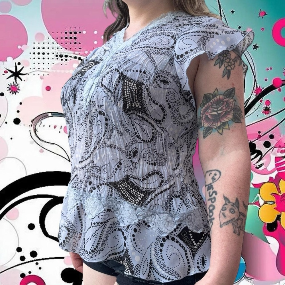 vtg y2k boho chic whimsical paisley crinkle silk top w lace details, fit like md